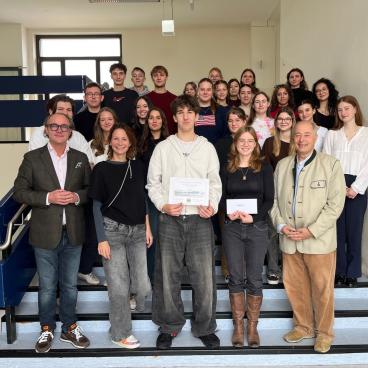 Preisverleihung für neues Logo Elternverein