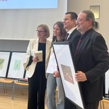 Preisverleihung Wettbewerb Weihnachtskarte