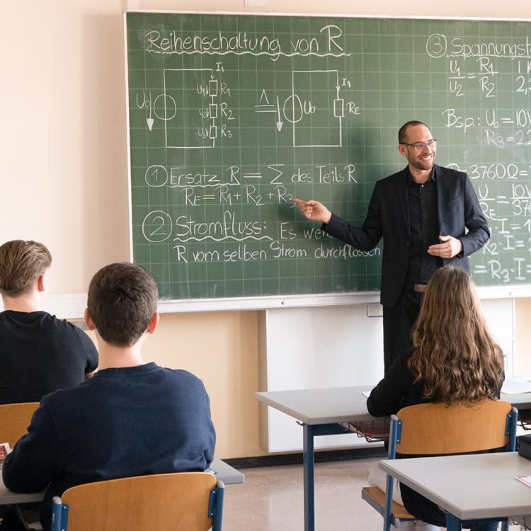 Elektrotechnik Unterricht