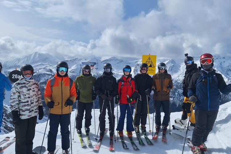 Gruppenbild auf der Piste