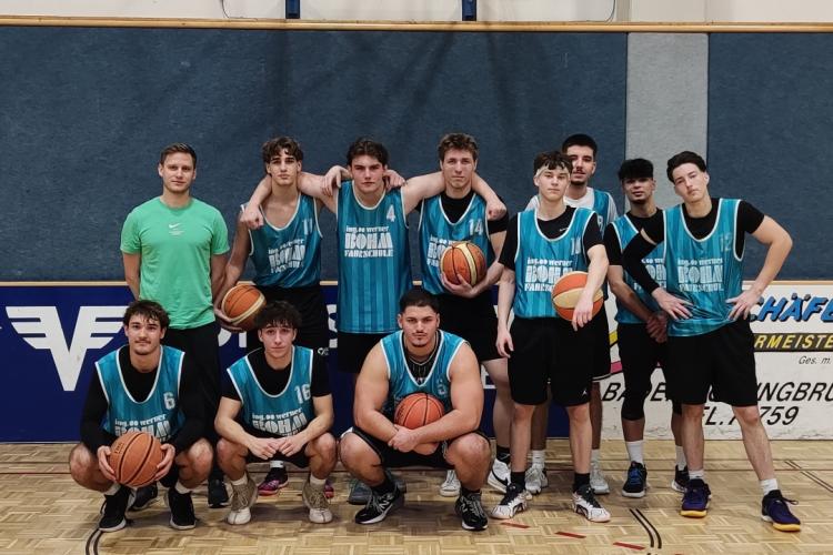 Bild_1_HTL Mödling Team  Landesmeisterschaften Baskettball