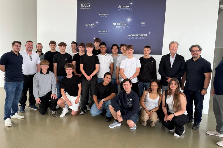 Gruppenfoto 2AHGT