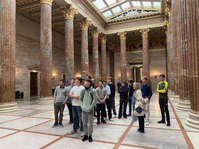 Parlament1