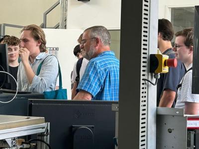 Schüler im Labor